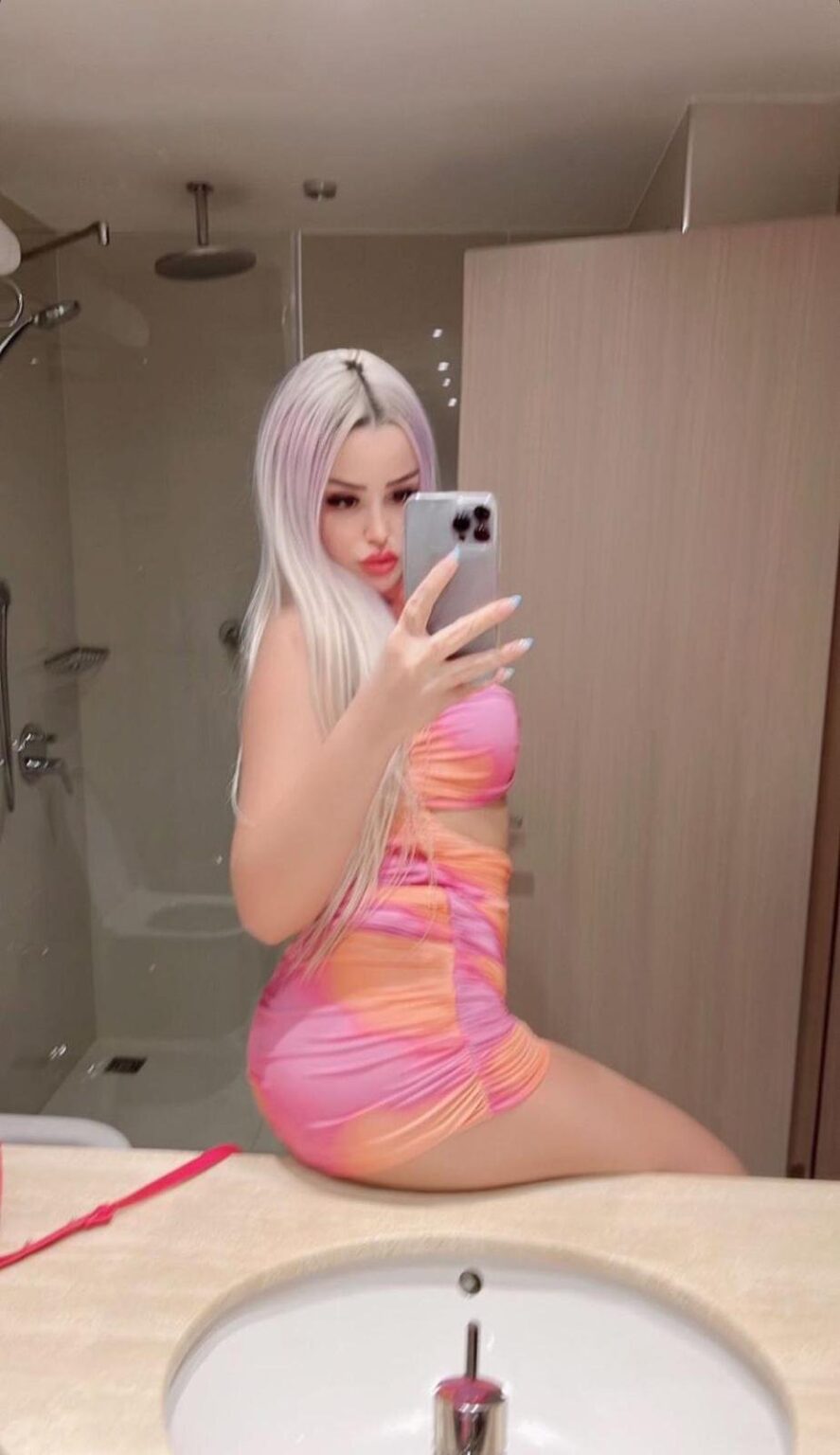 Temiz Bakımlı Güzel Hatun Bayraklı Travesti Nilgün
